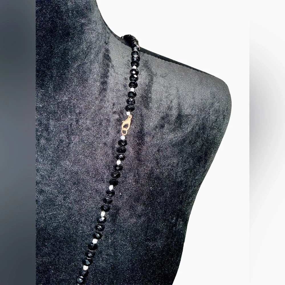 Long Elegant Black Glass & Gray Beaded Necklace With Tassel Detail - Picture 3 of 3